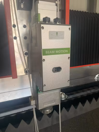 Automatic Stainless Steel Round Pipe Cutter 1000W CNC Fiber Laser Metal Sheet Aluminum Cutting Machine for Square Pipes Cutting Machines
